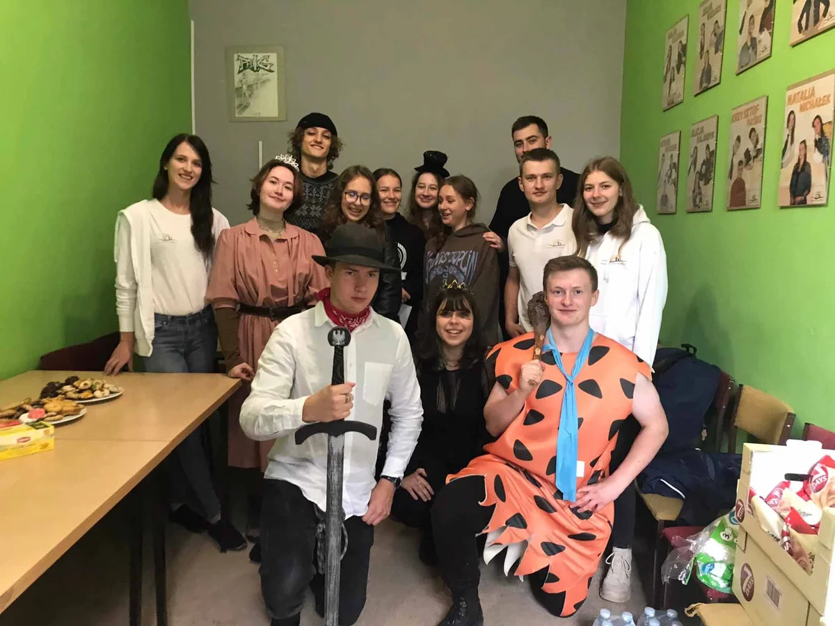Organizatorzy i wolontariusze imprezy na orientację w Tyczynie